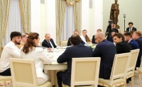 Президент России Владимир Путин встретился с орловским преподавателем Романом Богатырёвым