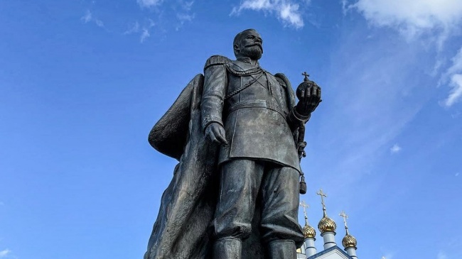 Во Владимирской области установили памятник императору Николаю II