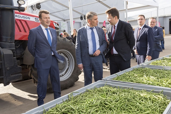 В селе  Селезнево Плавского района Тульской области открылся комплекс по выращиванию и переработке овощей