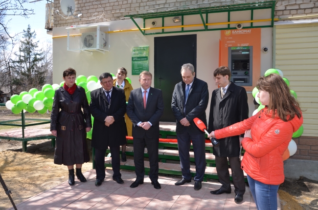 Сбербанк идет в село Сбербанк идет в село
