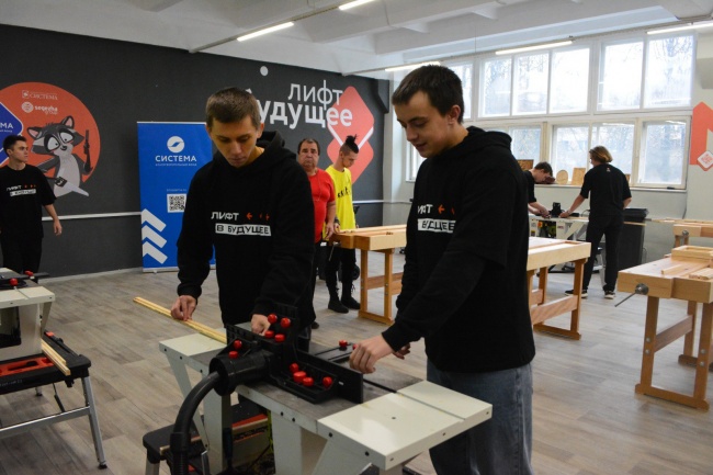 В Костромской области стремятся переломить старые представления о работе в деревообрабатывающей отрасли В Костромской области стремятся переломить старые представления о работе в деревообрабатывающей отрасли