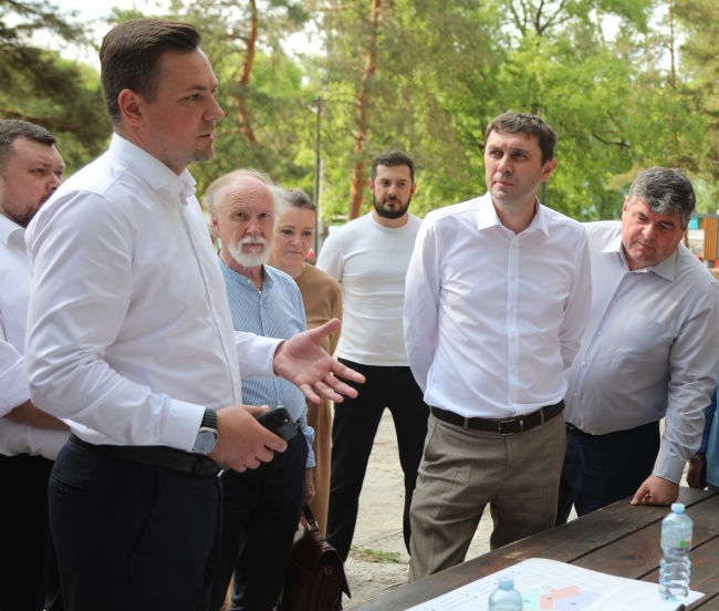 Парк «Танаис» на пути к преображению: Мэр Сергей Петрин проинспектировал ход работ и обсудил новую концепцию Парк «Танаис» на пути к преображению: Мэр Сергей Петрин проинспектировал ход работ и обсудил новую концепцию