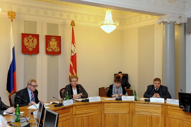 В Смоленской области Майские указы Президента выполняются достаточно успешно В Смоленской области Майские указы Президента выполняются достаточно успешно