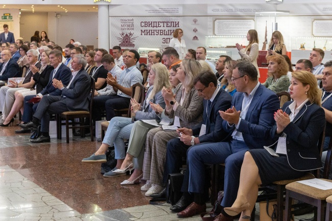 Опыт региона по обеспечению кадрами предприятий ОПК презентовали в оружейной столице Опыт региона по обеспечению кадрами предприятий ОПК презентовали в оружейной столице