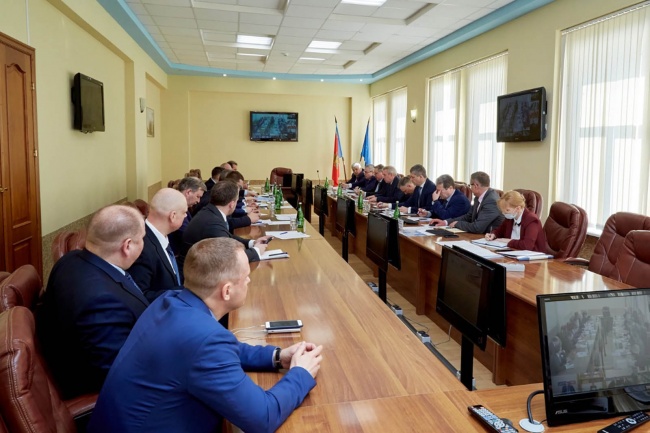 На площадке флагмана российского тракторостроения прошло совещание с участием заместителей министра промышленности и торговли РФ На площадке флагмана российского тракторостроения прошло совещание с участием заместителей министра промышленности и торговли РФ