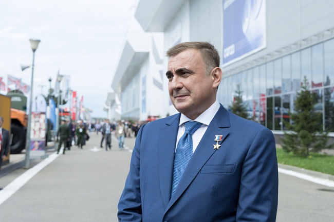 Алексей Дюмин принял участие в открытии международного военного форума «Армия-2023» Алексей Дюмин принял участие в открытии международного военного форума «Армия-2023»