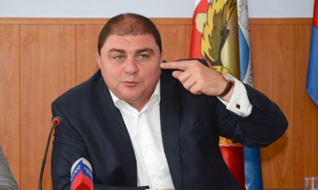 Упрямый «десантник»: Вадим Потомский хочет повторно вернуться в Орловскую область губернатором, где ему было хорошо и комфортно Упрямый «десантник»: Вадим Потомский хочет повторно вернуться в Орловскую область губернатором, где ему было хорошо и комфортно