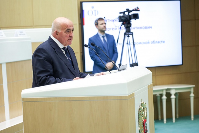 Губернатор Костромской области призвал жёстче бороться с серыми зарплатами и навести порядок с федеральной собственностью Губернатор Костромской области призвал жёстче бороться с серыми зарплатами и навести порядок с федеральной собственностью