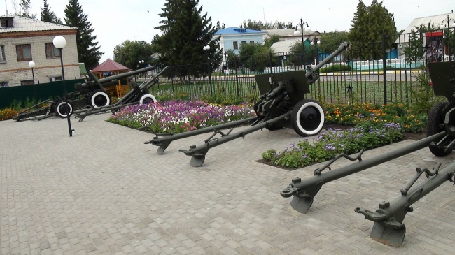 Воронежской областной культурой руководят космополиты, в Курском, Калужском и Ярославском регионах – русские профессионалы Воронежской областной культурой руководят космополиты, в Курском, Калужском и Ярославском регионах – русские профессионалы