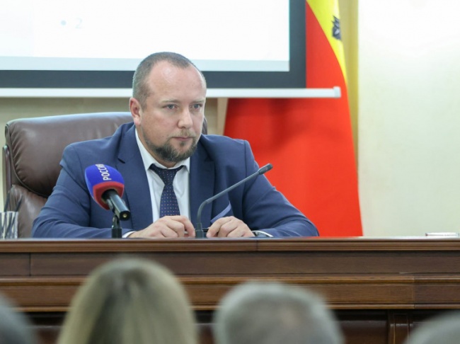 Меры по борьбе с брошенными автомобилями обсудили на планерном совещании в Воронеже Меры по борьбе с брошенными автомобилями обсудили на планерном совещании в Воронеже