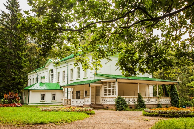 Четыре из десяти из ЦФО: Владимирская, Рязанская, Московская и Тульская области получили премии правительство РФ за достижения в области туризма Четыре из десяти из ЦФО: Владимирская, Рязанская, Московская и Тульская области получили премии правительство РФ за достижения в области туризма