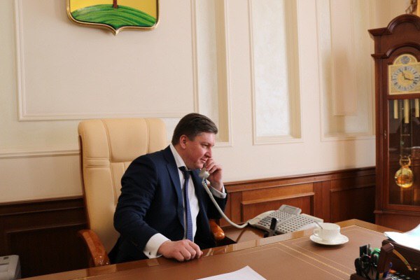 Отжимают от отнимаемой должности: вместо Павла Путилина Липецкий облсовет депутатов могут возглавить Афанасьев или Митрохина Отжимают от отнимаемой должности: вместо Павла Путилина Липецкий облсовет депутатов могут возглавить Афанасьев или Митрохина
