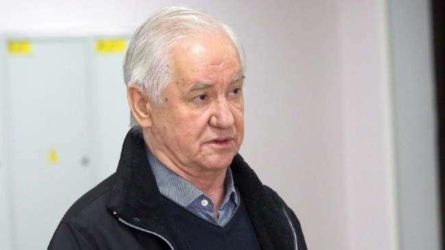 Черного кобеля не отмоешь добела? После вынесения решения СУ СКР бывший губернатор Воронежской области В. Кулаков торопится оправдываться Черного кобеля не отмоешь добела? После вынесения решения СУ СКР бывший губернатор Воронежской области В. Кулаков торопится оправдываться