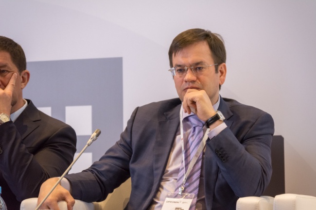 Губернатор Алексей Гордеев мог бы прекратить мучения Андрея Ревкова, заслуженно выгнав того с должности воронежского вице-губернатора Губернатор Алексей Гордеев мог бы прекратить мучения Андрея Ревкова, заслуженно выгнав того с должности воронежского вице-губернатора
