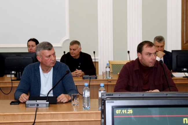 Депутаты Рязанской городской Думы утвердили отставку Виталия Артёмова с должности главы администрации города Депутаты Рязанской городской Думы утвердили отставку Виталия Артёмова с должности главы администрации города