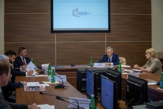 С 1 сентября на базе СмолГУ начнется обучение студентов по совместной с МАИ и МГТУ им. Н.Э. Баумана сетевой программе С 1 сентября на базе СмолГУ начнется обучение студентов по совместной с МАИ и МГТУ им. Н.Э. Баумана сетевой программе